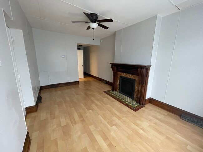 Building Photo - 2303 Chapline St