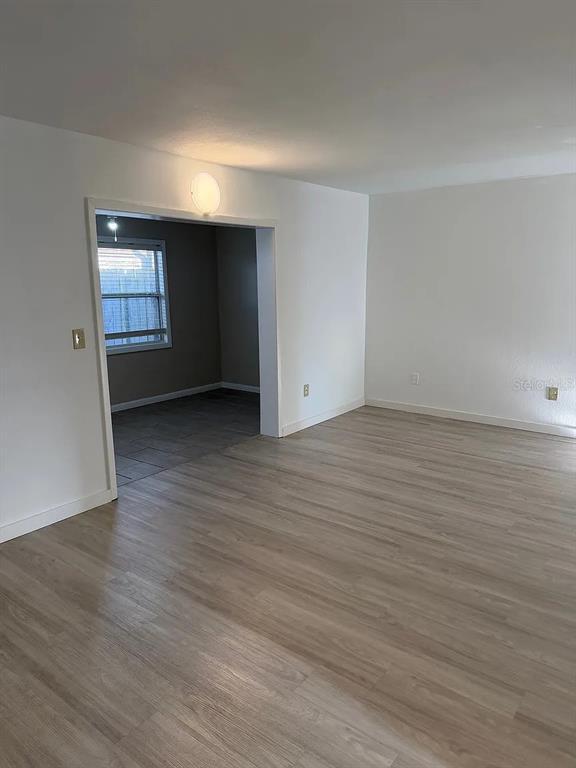 Foto del edificio - 13905 Village Terrace Dr