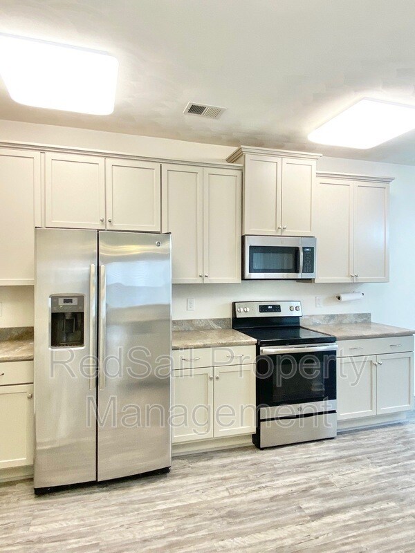 Foto del edificio - 4134 Pritchard St
