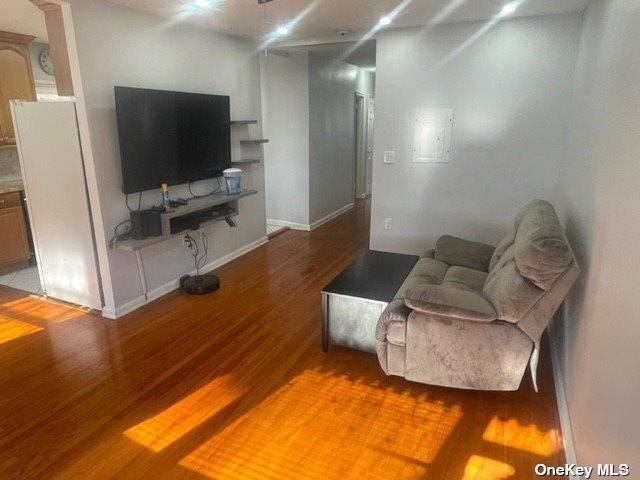 Foto del edificio - 46-07 Newtown Rd