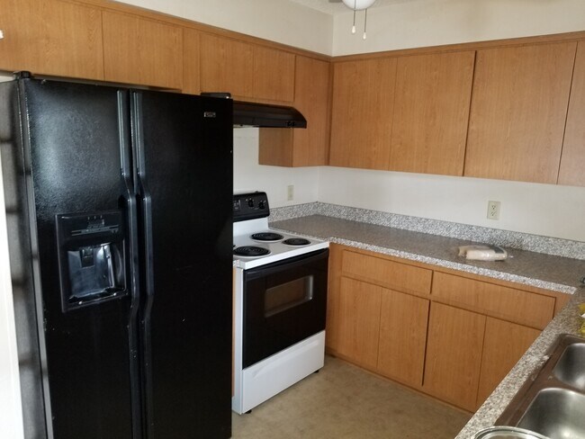 Cocina 2 - 6536 W.NORVELL BRYANT HWY