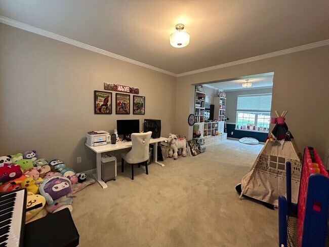 Foto del edificio - 4 Colemans Mill Dr