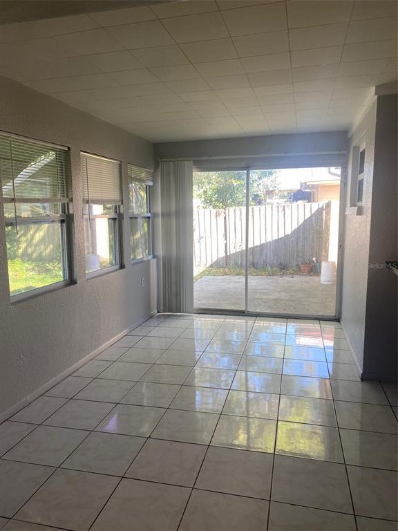 Foto del edificio - 3741 Kingsbury Dr