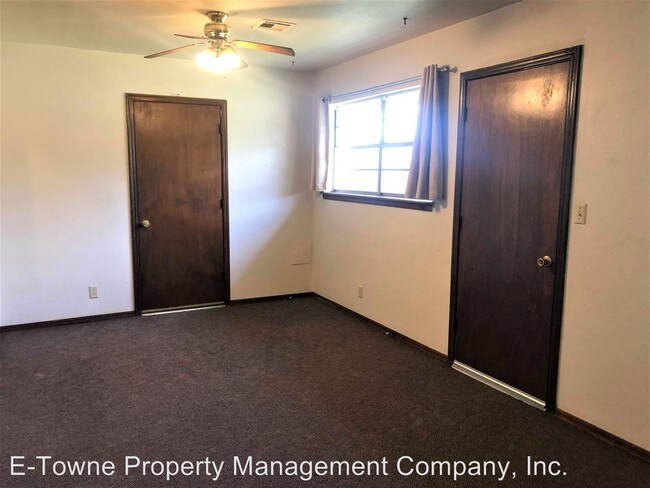 Building Photo - 3 br, 1 bath House - 1926 E Birch