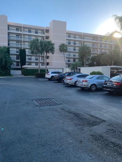 Building Photo - 6662 Boca Del Mar Dr