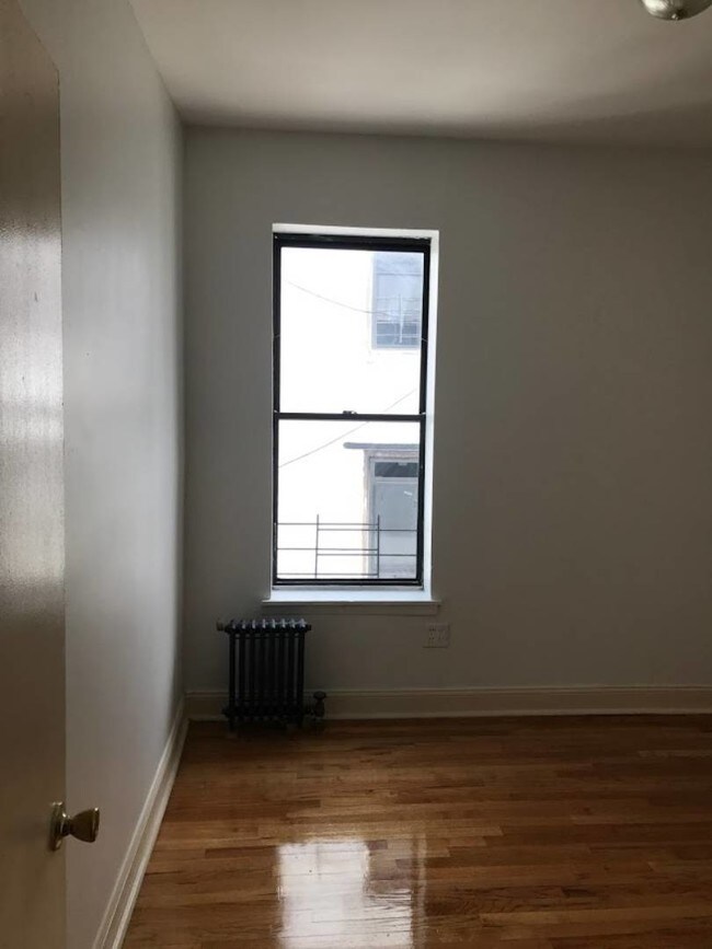Building Photo - 1710 Caton Ave