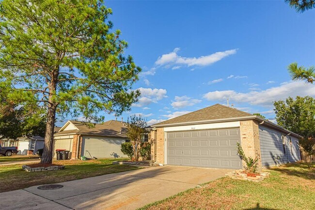 Building Photo - 7802 Sisterdale Dr