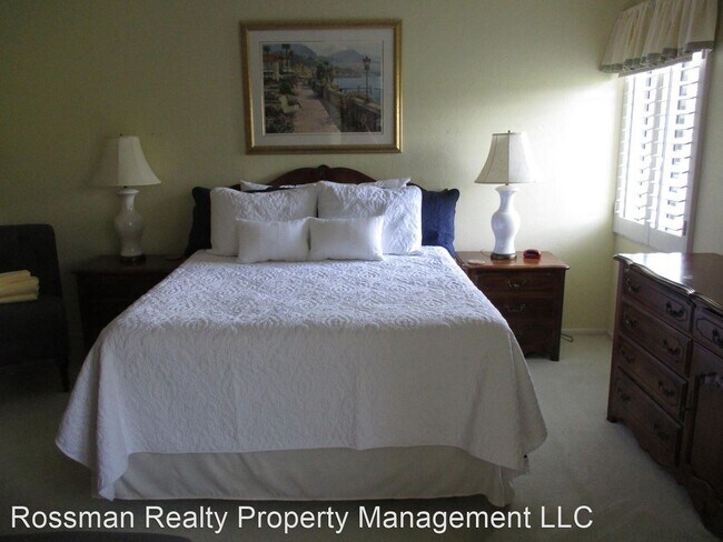 Building Photo - 3 br, 2 bath House - 4574 Trawler Ct. #204