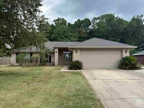 Building Photo - 4180 Hazelhurst Dr
