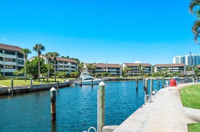 Building Photo - 1125 Marine Way E