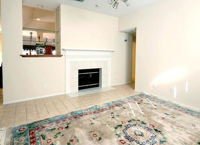 Foto del edificio - 6401 Dakota Dr