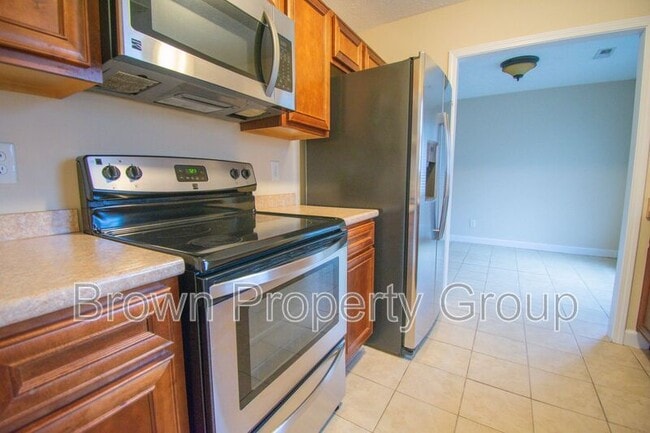 Foto del edificio - 7217 Pebblebrook Dr