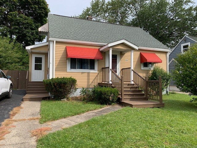 Primary Photo - 204 Aldrich Pl
