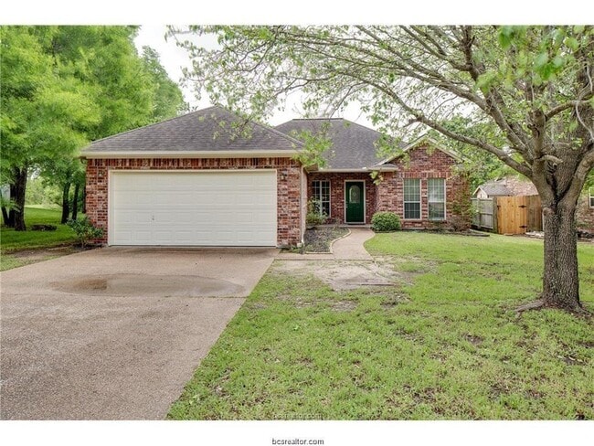 Building Photo - 1805 Beaver Pond Ct