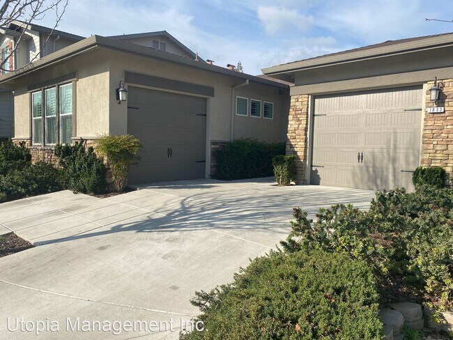Building Photo - 3 br, 2 bath House - 1833 Giardino Way