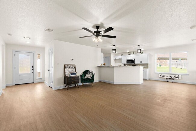 Building Photo - 2115 Blackhawk Lp