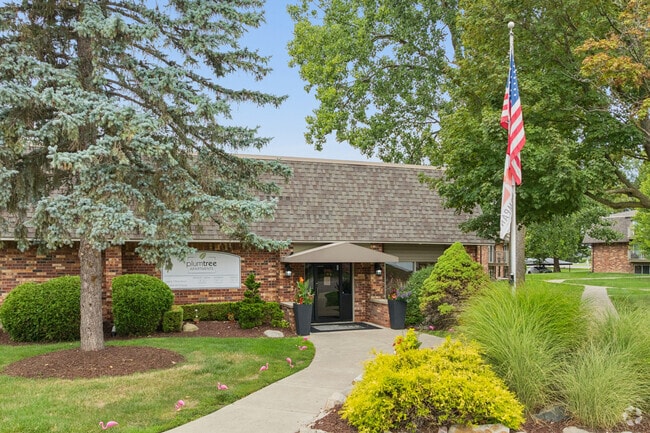 Building Photo - Plumtree Apartments