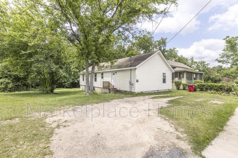 Primary Photo - 1435 3rd St