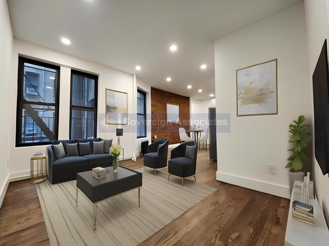 Building Photo - 3139 Broadway