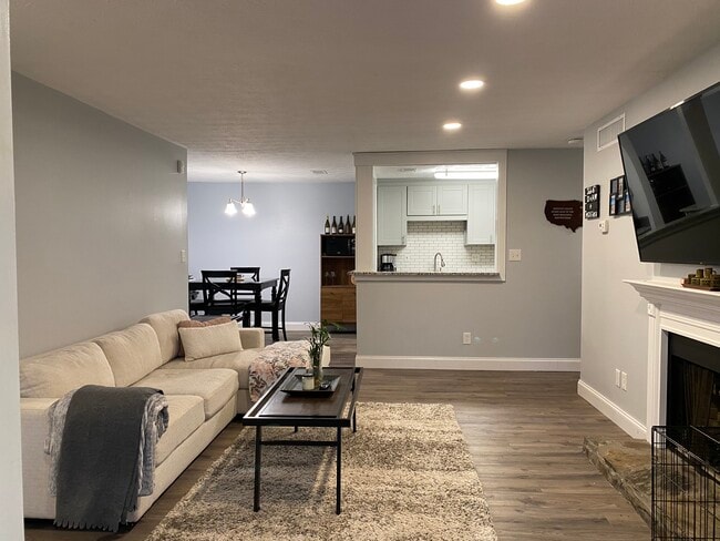 Photo - 107 Country Park Dr SE Apartment