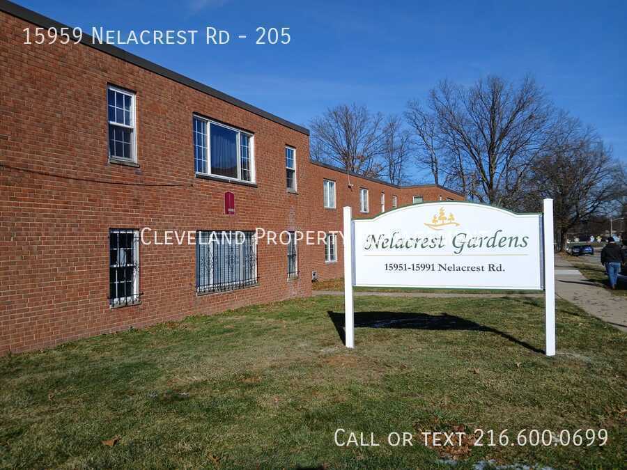 Primary Photo - 15959 Nelacrest Rd