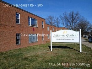 Building Photo - 15959 Nelacrest Rd