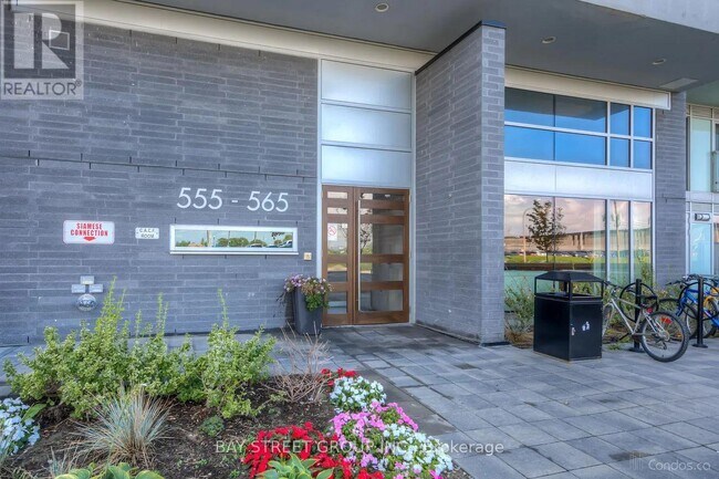 Photo du bâtiment - 555 Wilson Ave