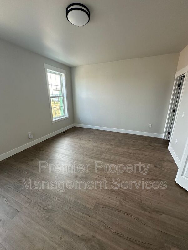 Foto del edificio - 6023 Elysian Rd