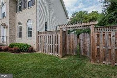 Foto principal - 1209 E Randolph Rd