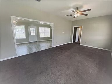 Building Photo - 1200 Garden Dr