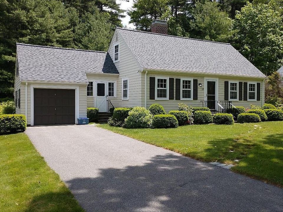 Primary Photo - 37 Pilgrim Way