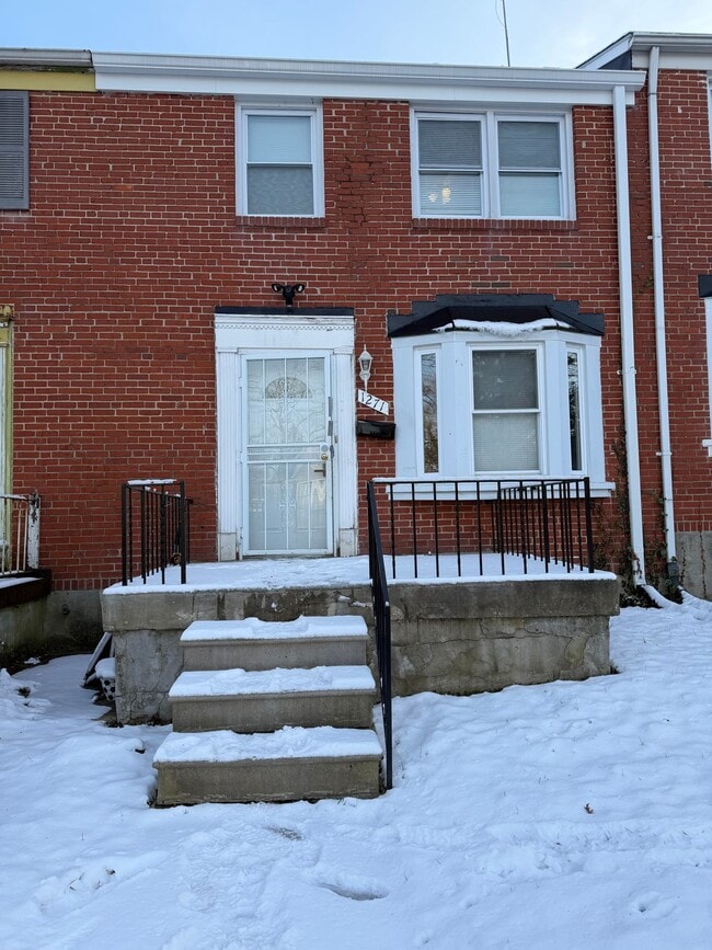 Building Photo - 1271 Limit Ave