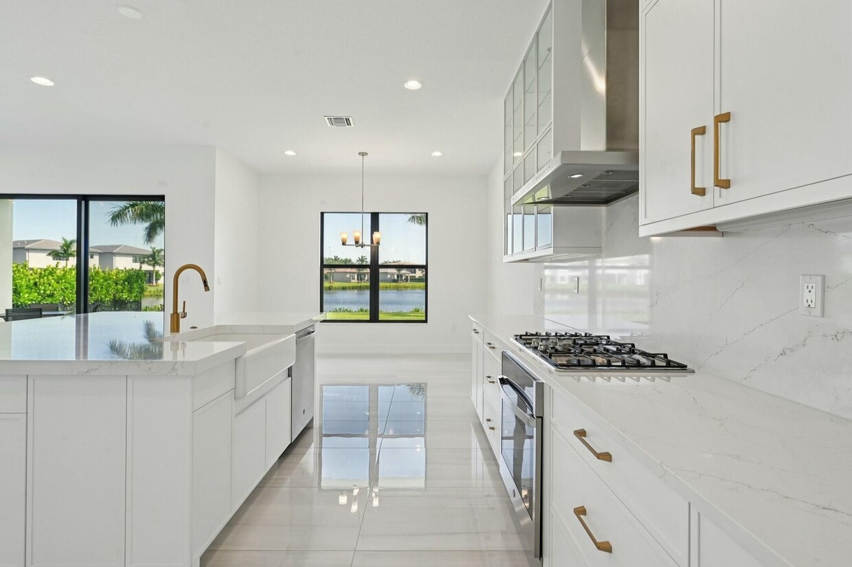 Foto principal - 8107 Crystal Downs Ave