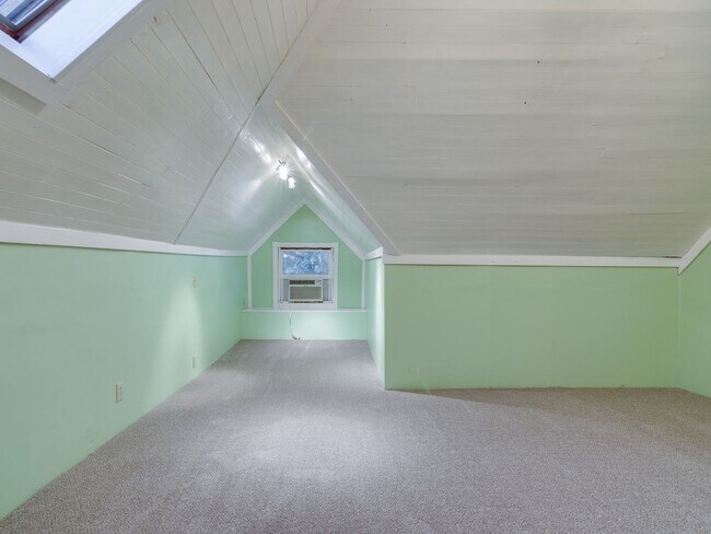Foto del edificio - Look & Lease Special! 3BR/1B Home in GREAT...
