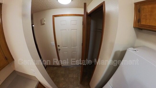 Foto del edificio - 611 Glen Creek Rd NW