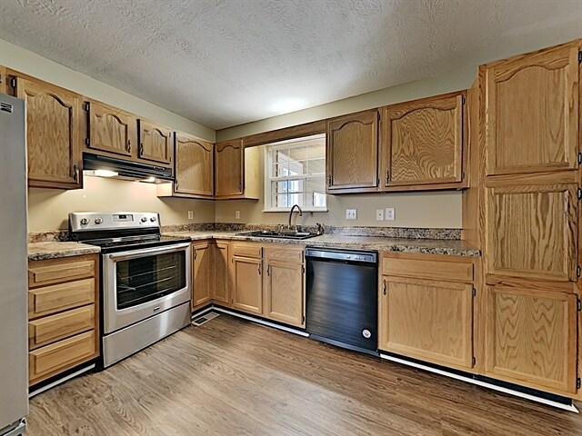 Foto del edificio - 4727 Cabbage Lane