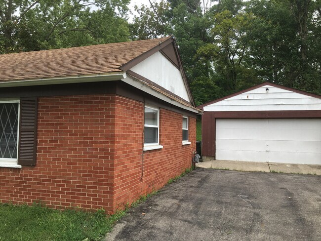 Building Photo - 8892 Neptune Dr