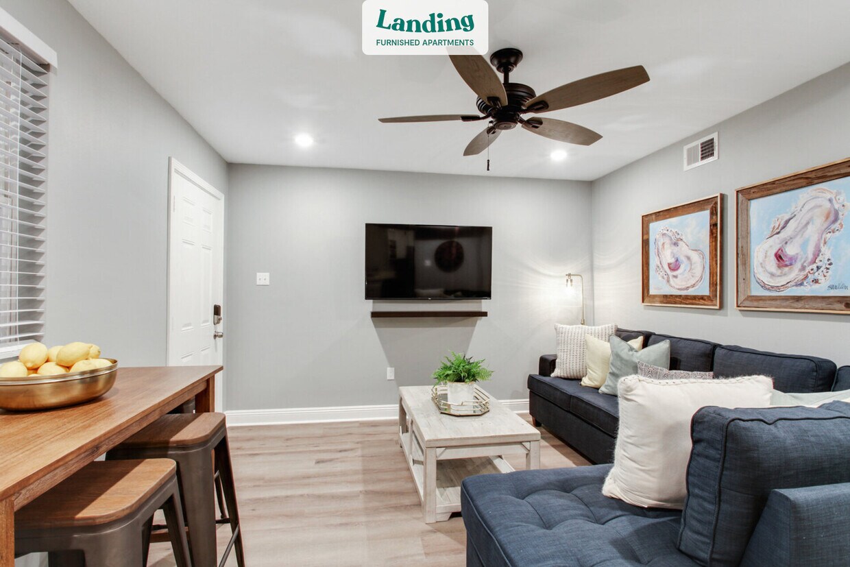 Foto principal - 1132 Carondelet St