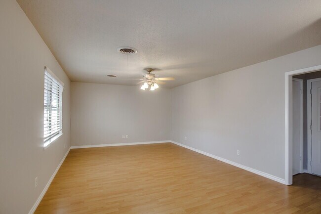 Foto del edificio - 5421 49th St