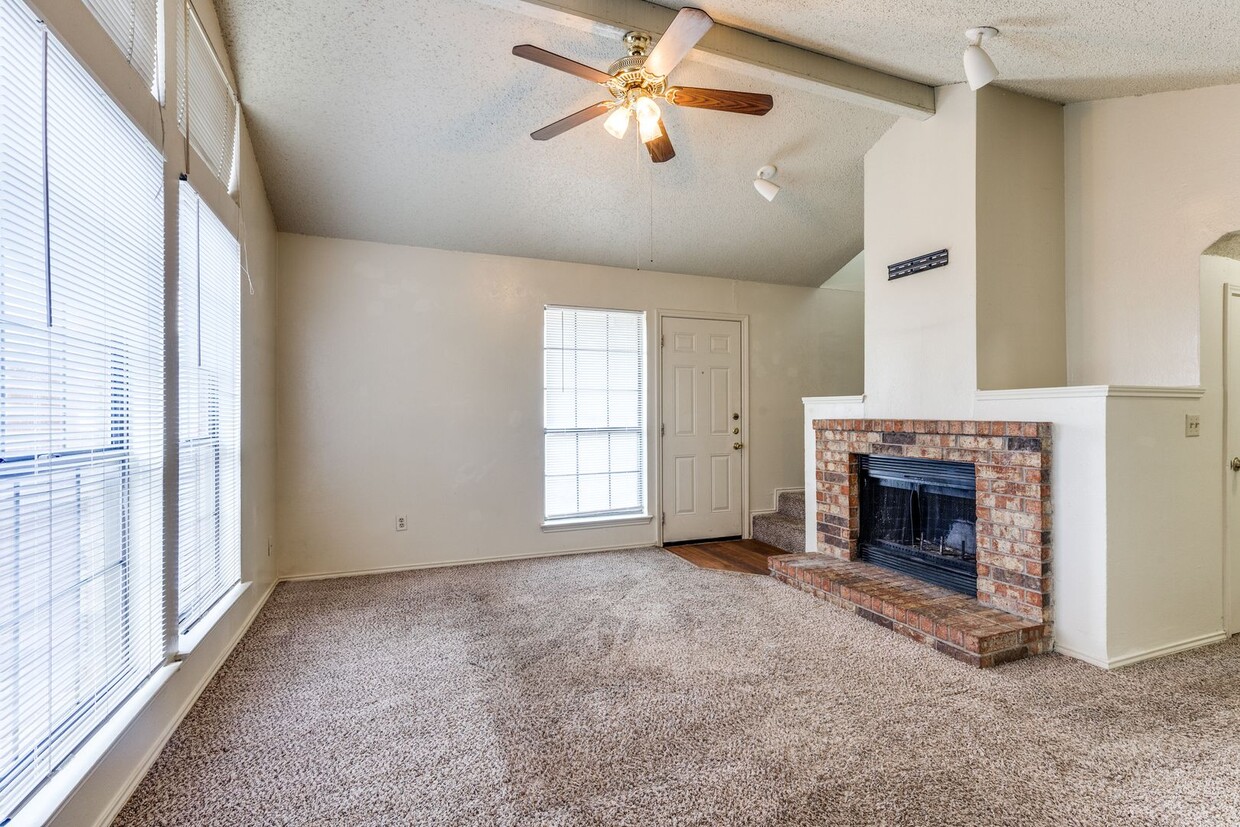 Foto principal - 113 Peachtree Ct