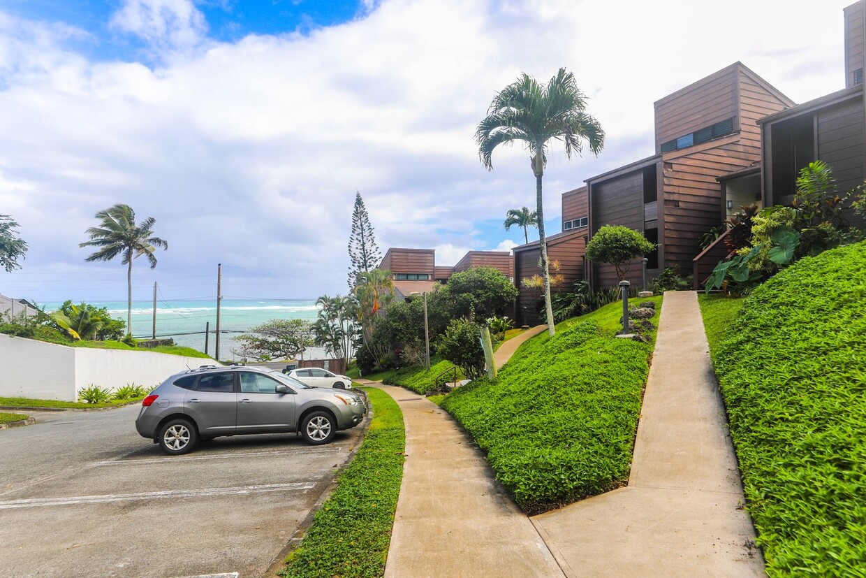 Makaua Village One Bedroom! $1900/mo - Makaua Village One Bedroom!  $1900/mo