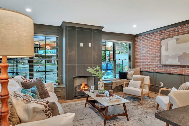 Building Photo - 1701 Portland Ave