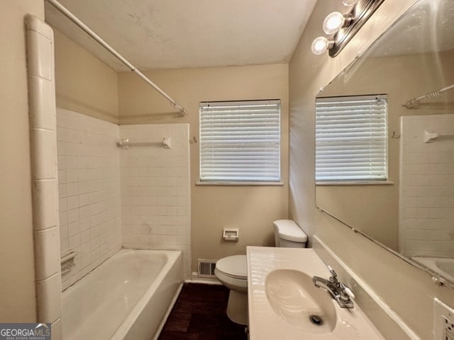 Building Photo - 3876 Devon Wood Ave