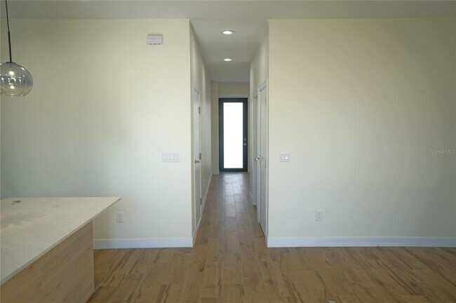 Foto del edificio - 4342 Villa Alina Ct