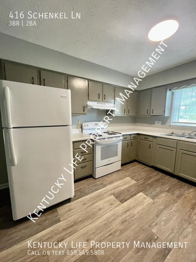 Building Photo - 416 Schenkel Ln