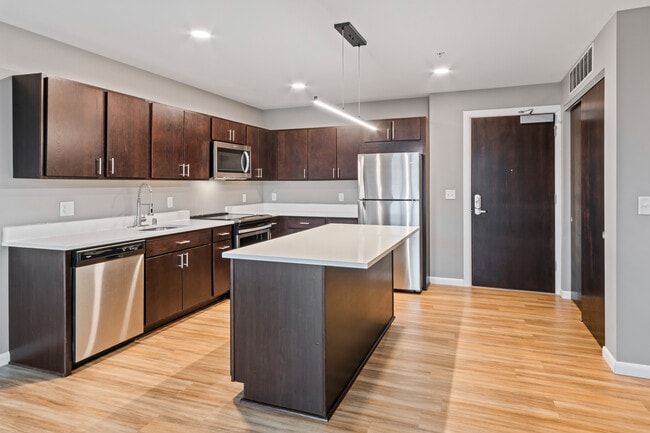 Building Photo - 8041 W Bluemound Rd