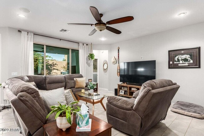 Building Photo - 3770 W Aracely Dr