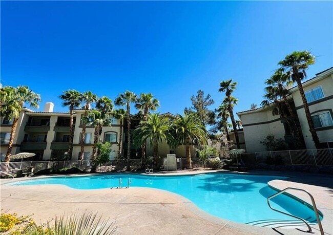 Foto del edificio - Guard gated Vistana community condo with 3...