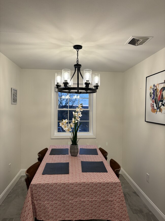 Building Photo - 8 Louisburg Sq