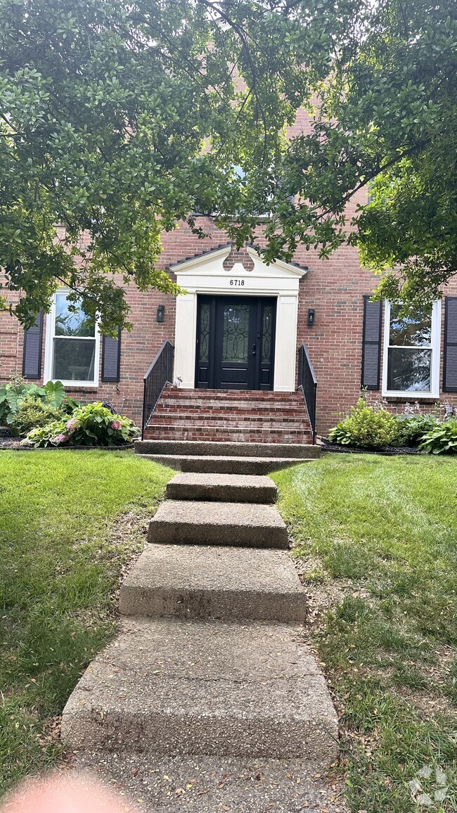 Building Photo - 6718 Deep Creek Dr